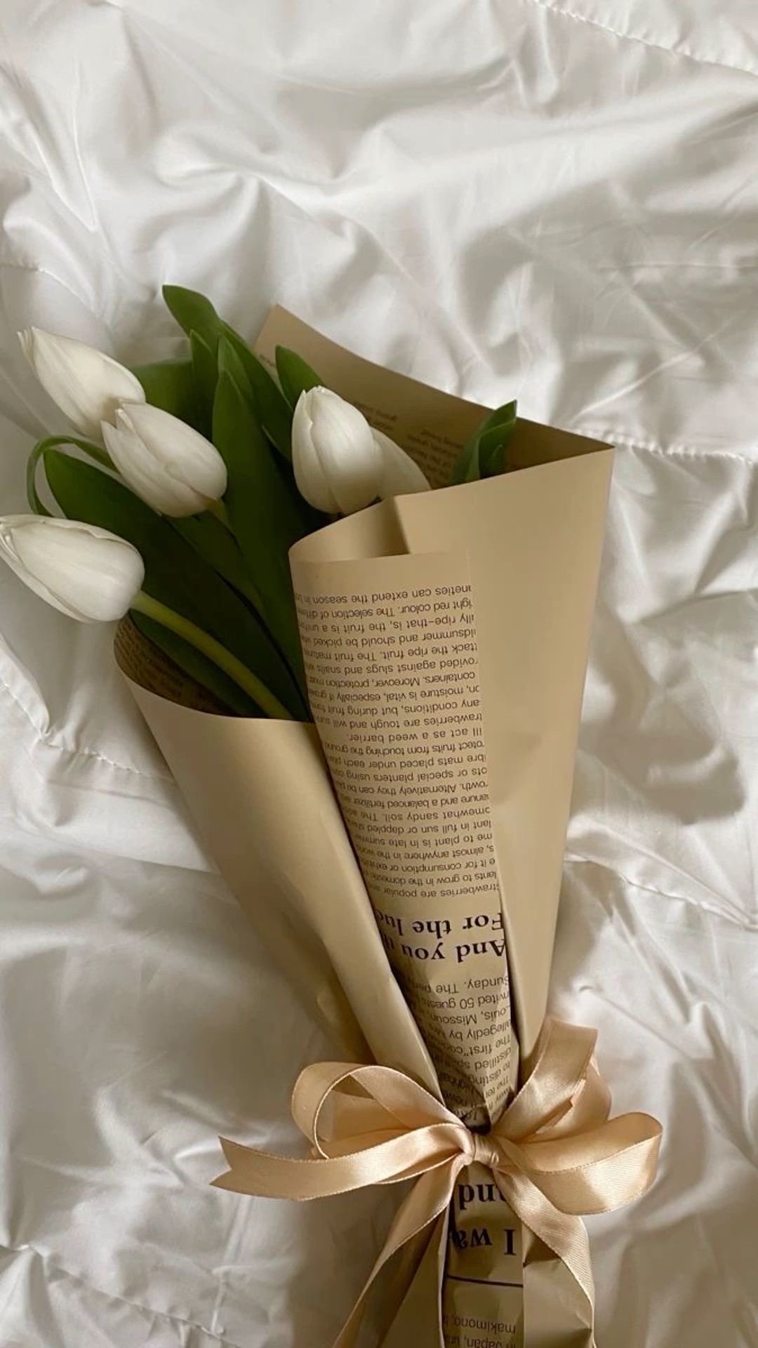 Elegant bouquet styling